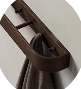 Wardrobes & hangers