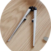 Serving cutlery